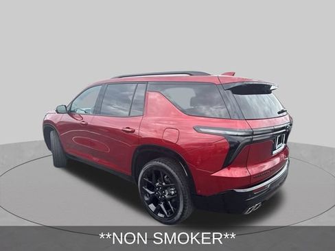 Used 2024 Chevrolet Traverse RS w/ LPO, Floor Liner Package AWD/4WD image 6