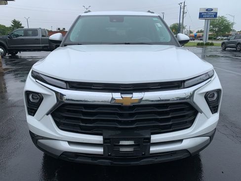 Used 2025 Chevrolet TrailBlazer LT AWD/4WD image 8