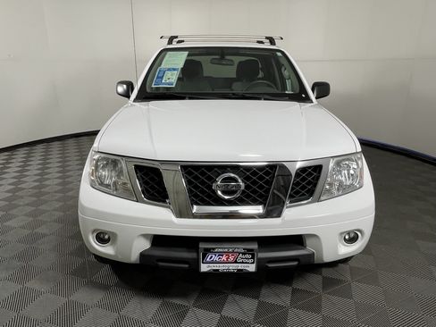 Used 2012 Nissan Frontier SV AWD/4WD image 8