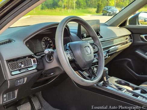 Used 2024 Honda Civic LX image 9