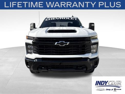 Used 2025 Chevrolet Silverado 2500 Custom w/ Custom Value Package AWD/4WD image 2
