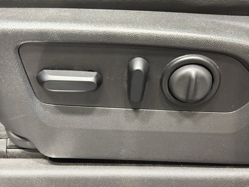 Used 2020 GMC Sierra 2500 AT4 w/ AT4 Premium Package image 20