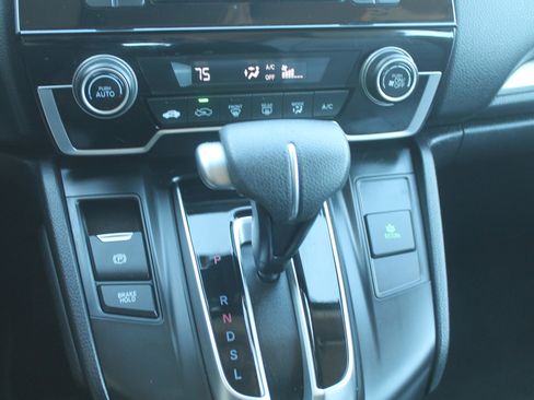 Used 2018 Honda CR-V LX image 11