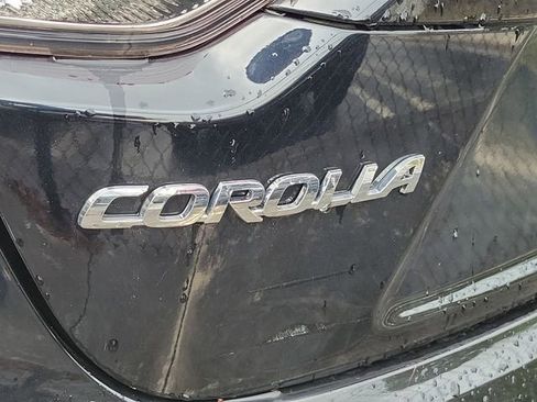 Used 2024 Toyota Corolla LE image 4