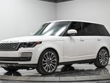 Used 2020 Land Rover Range Rover HSE image 2