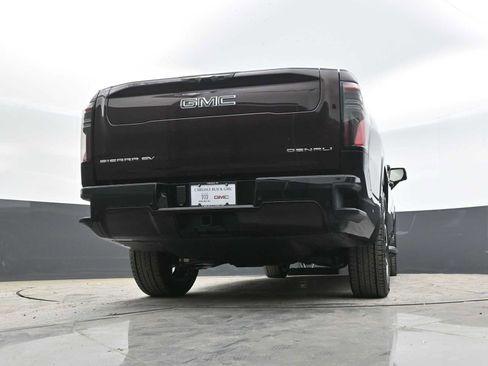 New 2025 GMC Sierra EV Denali image 51