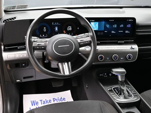 Used 2026 Hyundai Kona SE FWD image 30