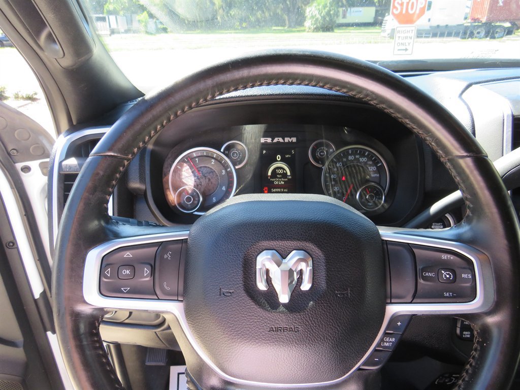 Used 2024 RAM 3500 Big Horn AWD/4WD image 5