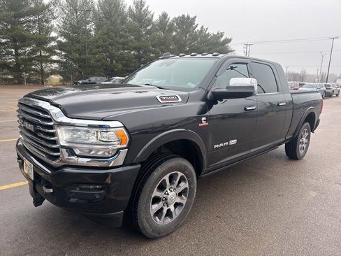 Used 2019 RAM 3500 Limited image 2