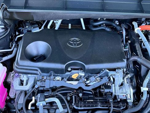 Certified 2020 Toyota Highlander Platinum AWD/4WD image 32