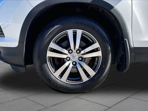 Used 2017 Honda Pilot EX-L image 11