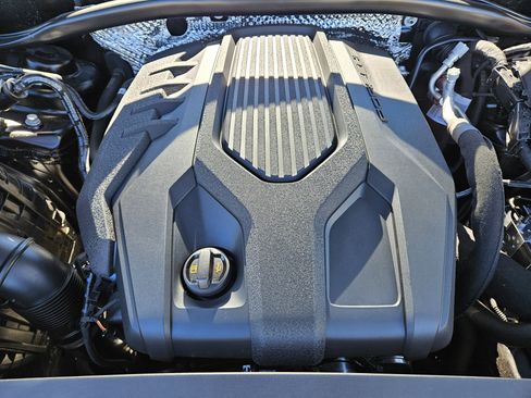 Certified 2026 Porsche Macan image 30