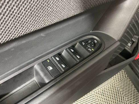 Certified 2025 MINI Cooper S image 17