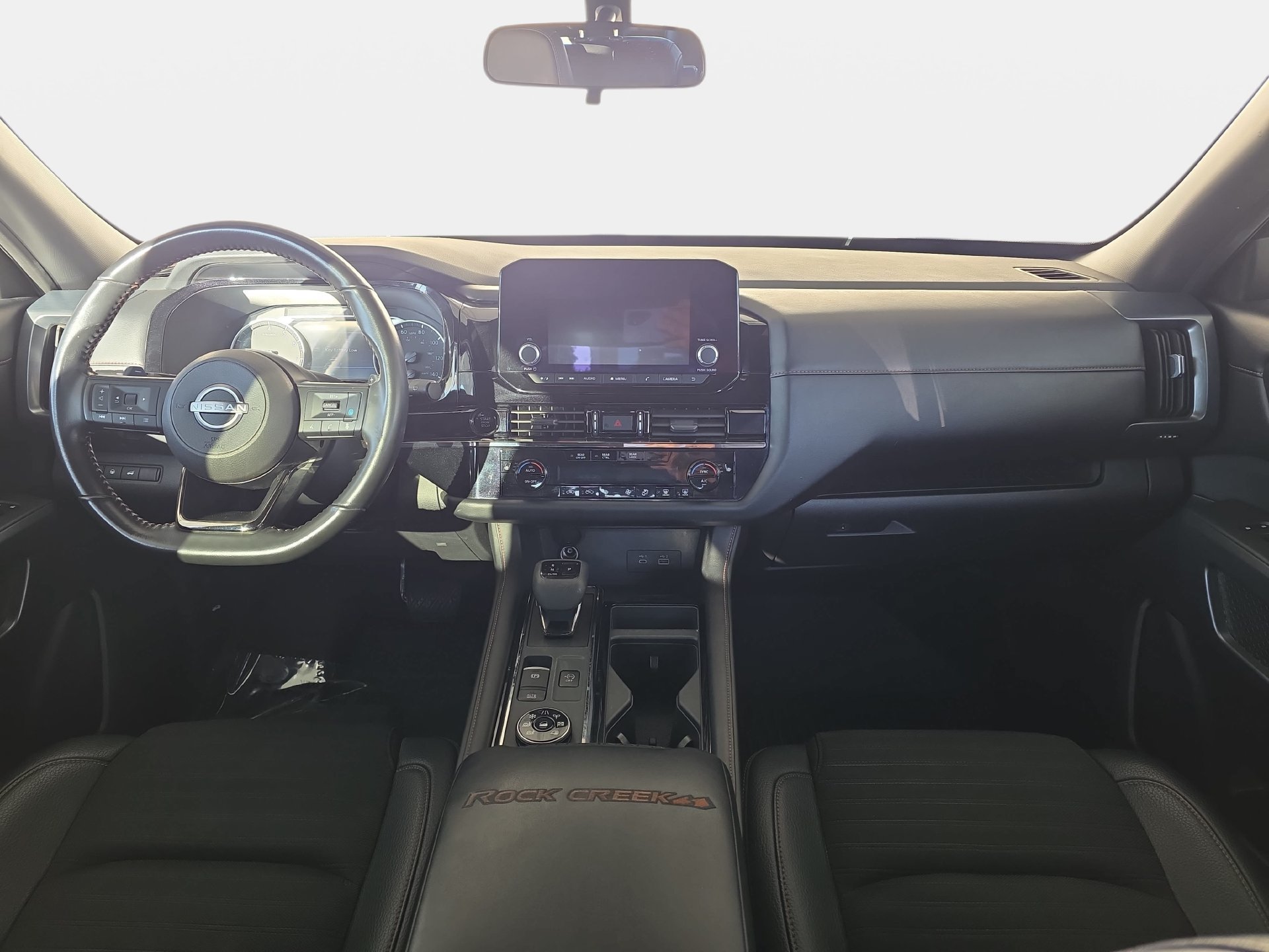 Used 2025 Nissan Pathfinder Rock Creek AWD/4WD image 9