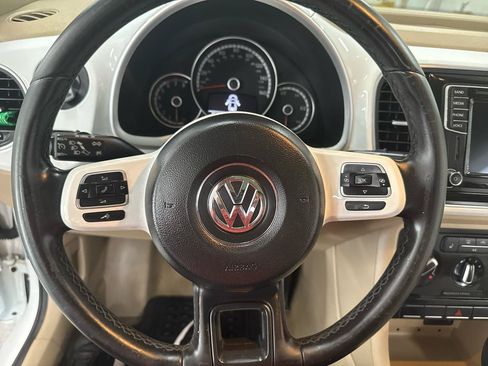 Used 2016 Volkswagen Beetle 1.8T FWD image 12