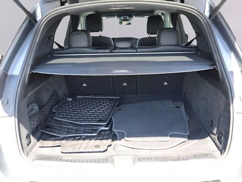 Certified 2025 Mercedes-Benz GLE 350 4MATIC image 17