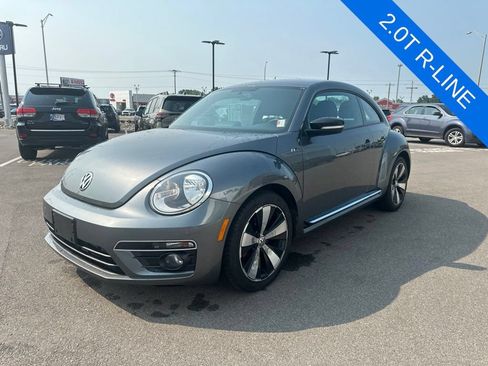 Used 2014 Volkswagen Beetle R-Line FWD image 3