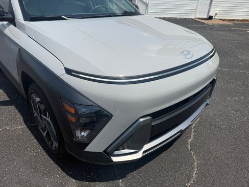 Used 2026 Hyundai Kona SEL Premium FWD image 26