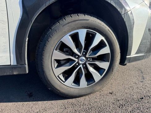 Used 2023 Subaru Outback Touring XT image 10