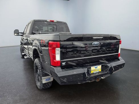 Used 2018 Ford F350 Lariat w/ Lariat Value Package image 3