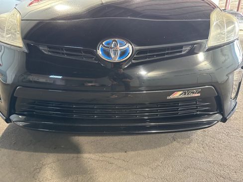 Used 2012 Toyota Prius One image 5