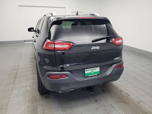 Used 2016 Jeep Cherokee Latitude w/ Comfort & Sound Group AWD/4WD image 6