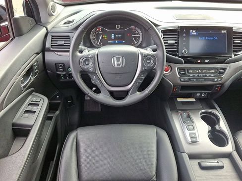 Used 2023 Honda Ridgeline RTL-E image 11