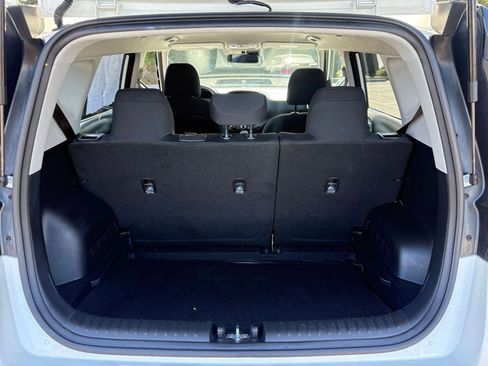 Used 2025 Kia Soul LX w/ LX Technology Package FWD image 29