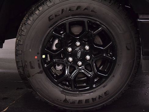 New 2025 Ford F150 XLT w/ Equipment Group 302A MID image 11