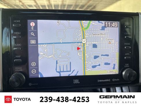 Used 2020 Toyota RAV4 Limited image 14