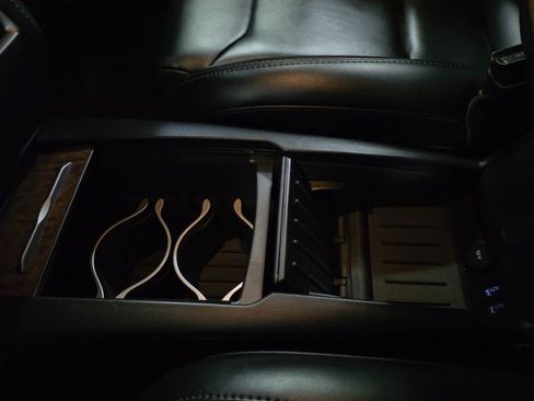 Used 2019 Tesla Model S Long Range image 28