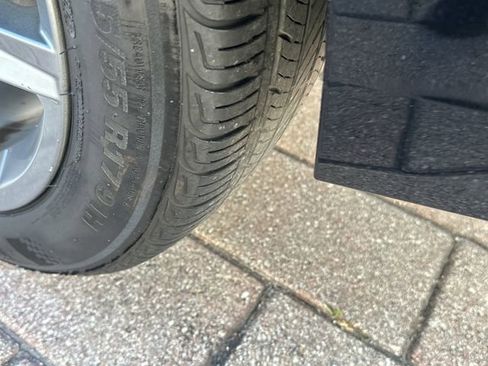 Used 2024 Volkswagen Jetta SE image 11