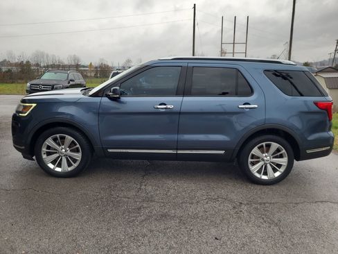 Used 2018 Ford Explorer Limited w/ Equipment Group 301A image 6