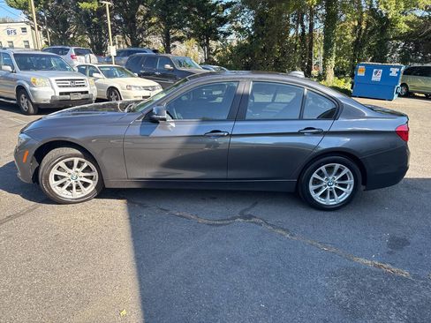 Used 2016 BMW 320i xDrive Sedan image 4
