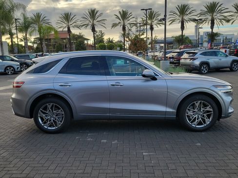 Certified 2024 Genesis GV70 2.5T w/ Select Package image 6