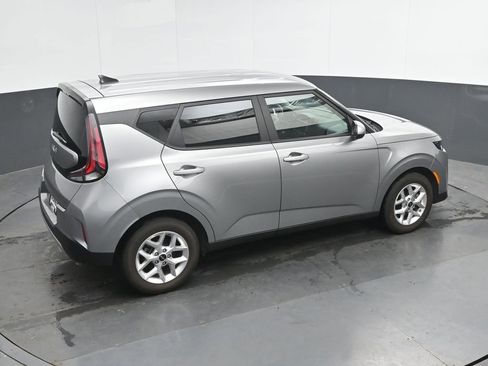 Used 2025 Kia Soul LX w/ LX Technology Package FWD image 30