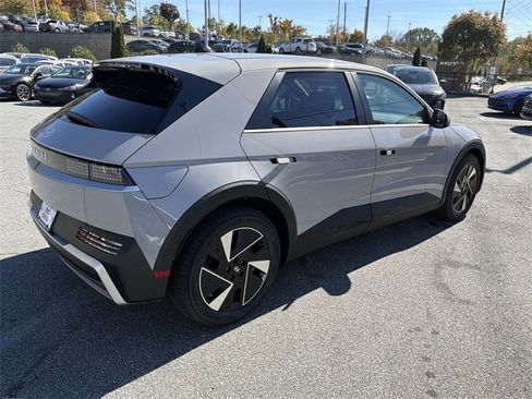 New 2026 Hyundai Ioniq 5 SEL image 7