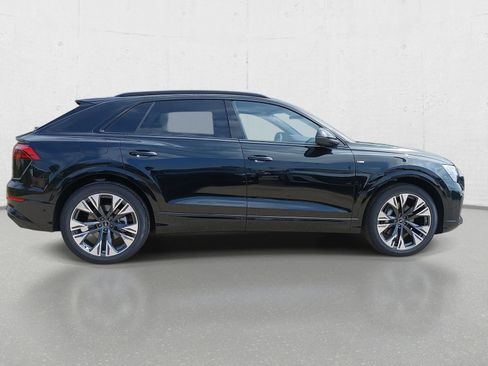 New 2026 Audi Q8 Premium Plus AWD/4WD image 4
