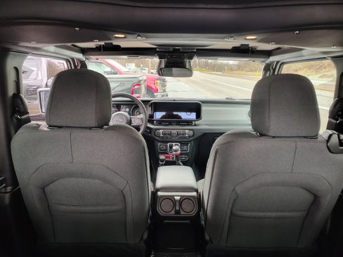 New 2026 Jeep Wrangler Sport AWD/4WD image 13
