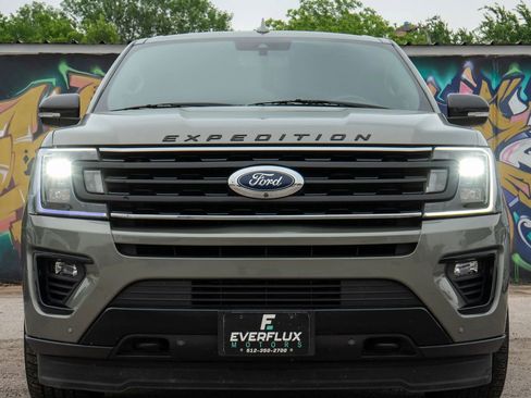Used 2019 Ford Expedition Max Limited w/ Equipment Group 303A AWD/4WD image 8