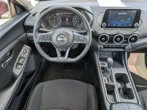Used 2024 Nissan Sentra SV FWD image 10