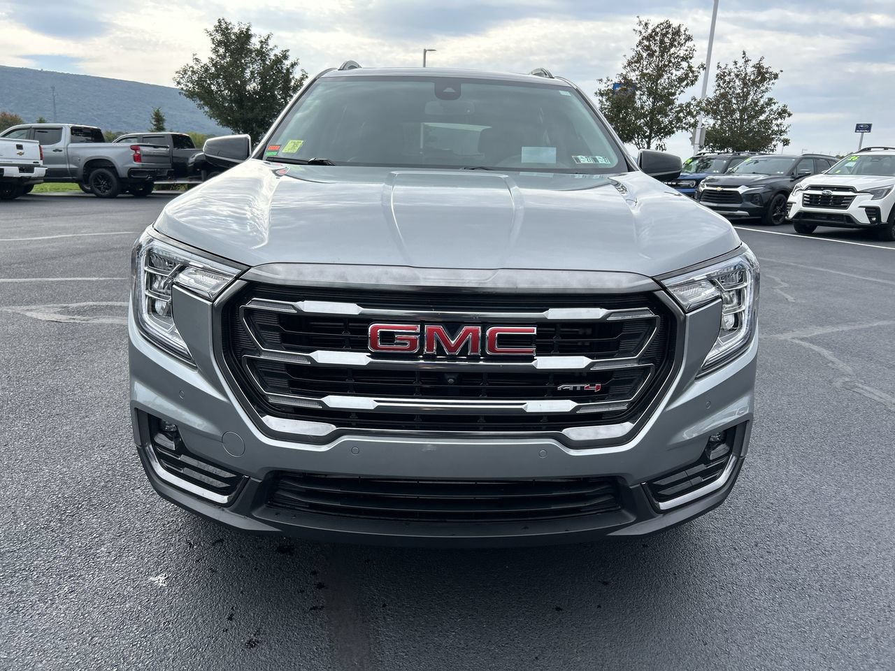 Used 2024 GMC Terrain AT4 w/ Tech Package AWD/4WD image 13