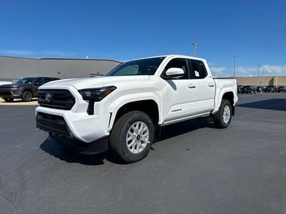 New 2026 Toyota Tacoma SR5