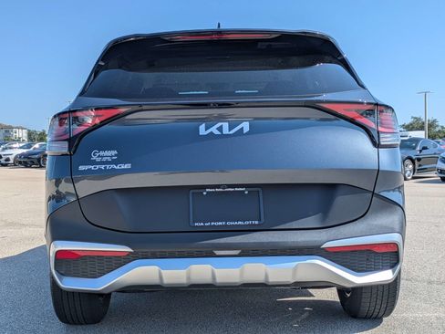 Certified 2024 Kia Sportage EX FWD image 5