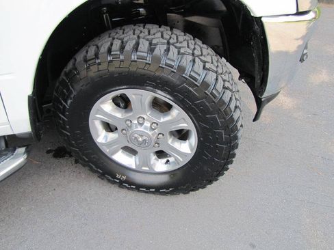 Used 2023 RAM 2500 Big Horn w/ Level 1 Equipment Group AWD/4WD image 22