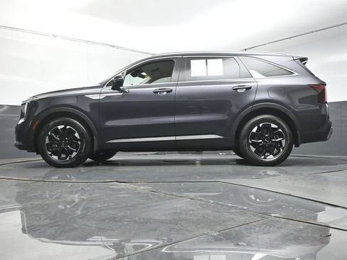 Used 2025 Kia Sorento S FWD image 34