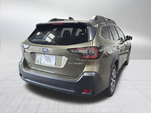 Certified 2024 Subaru Outback Premium AWD/4WD image 7