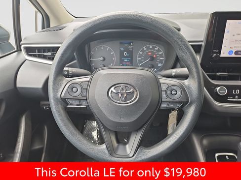 Used 2023 Toyota Corolla LE FWD image 43
