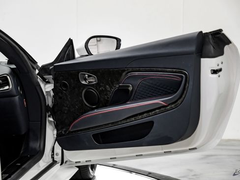 Used 2023 Aston Martin DBS Coupe RWD image 97