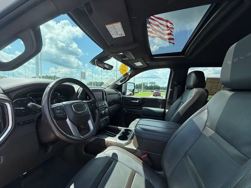 Used 2023 GMC Sierra 2500 Denali w/ Denali Ultimate Package AWD/4WD image 20